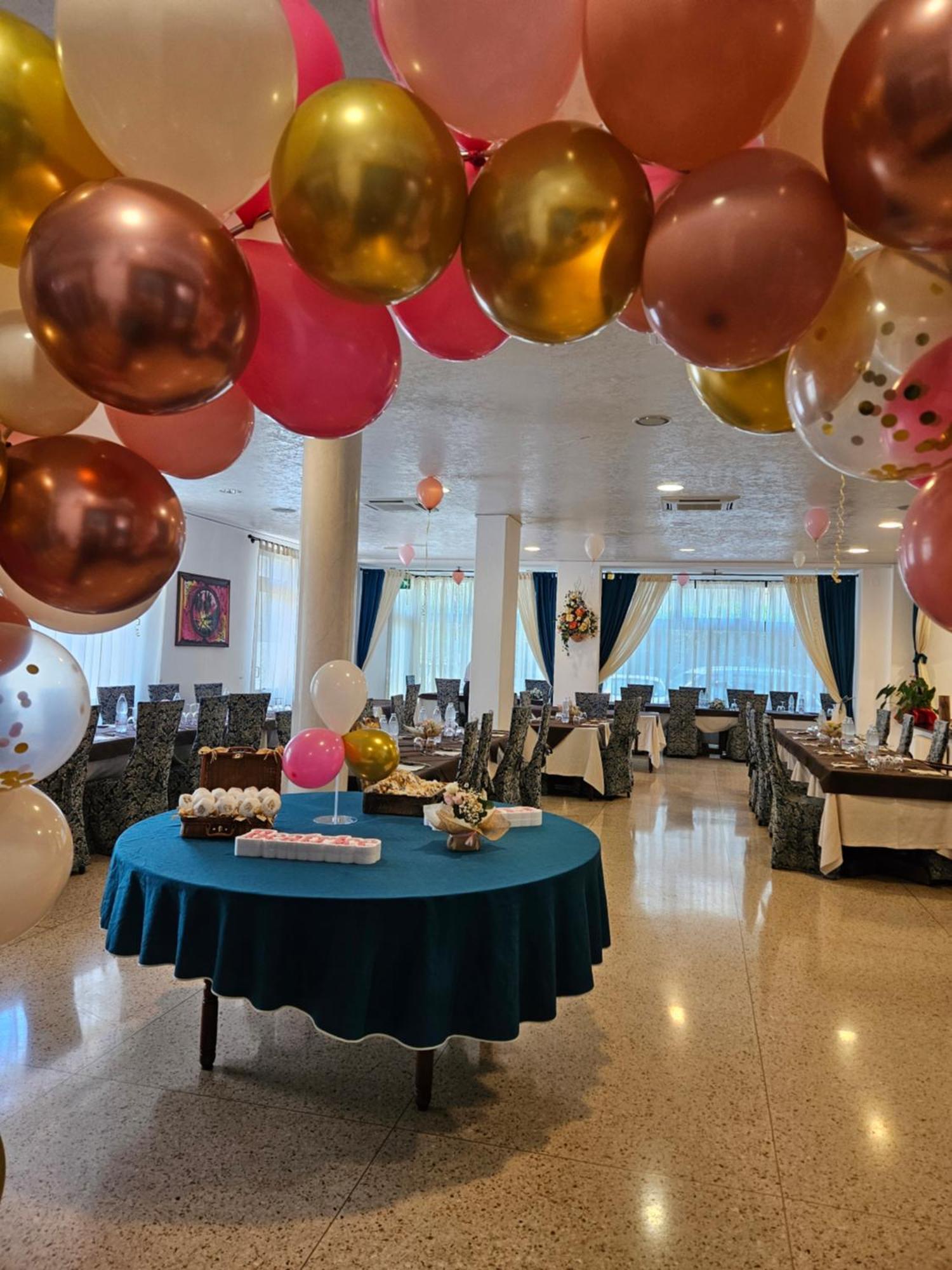 ואראצה Hotel Villa Camilla מראה חיצוני תמונה